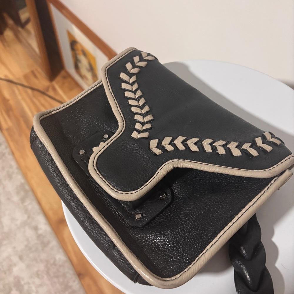 orYANY / Braided Leather Crossbody Bag / Shoulder Bag Preloved -  Black & Cream - Picture 4 of 9